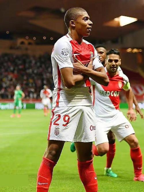 U17世界杯1／16决赛对阵：韩国vs英格兰，亚洲四队齐聚下半区（U17世界杯1／16决赛签表：韩国对阵英格兰，四支亚洲队同在下半区）