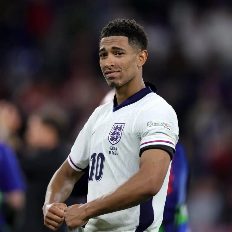 李镇全：战越南下半场我们出现了体能问题；踢韩国要全力以赴（李镇全：战越南后45分钟体能下滑；对阵韩国将拼尽全力）